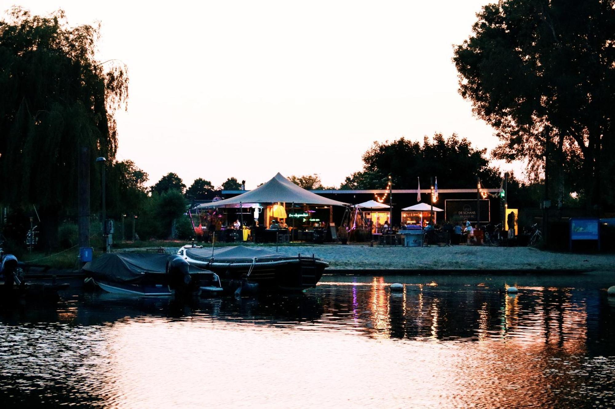 Luxury Lake Lodge Alphen  Exteriér fotografie