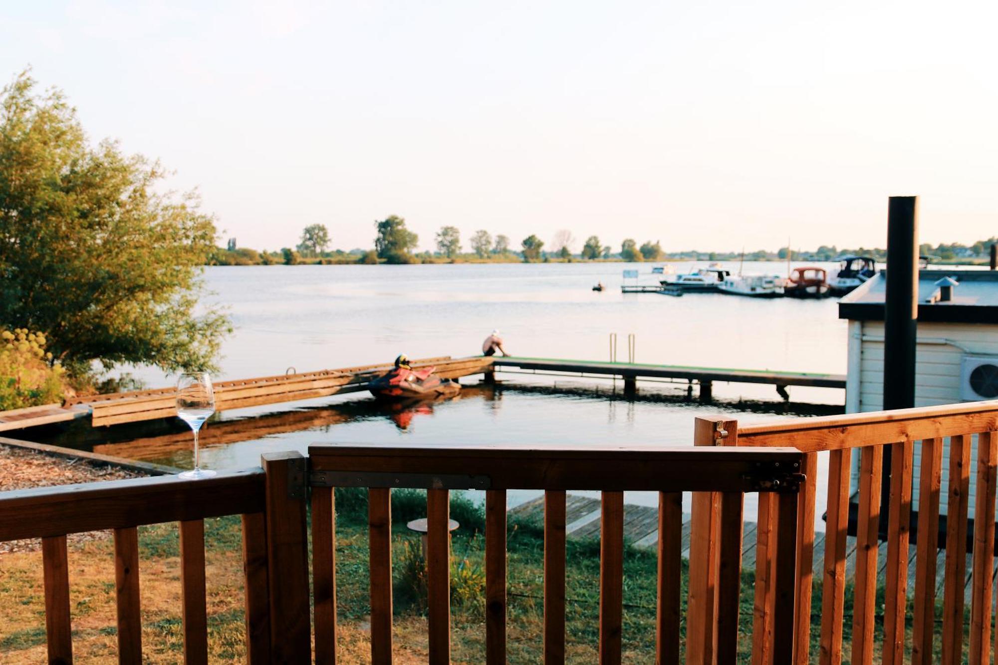 Luxury Lake Lodge Alphen  Exteriér fotografie